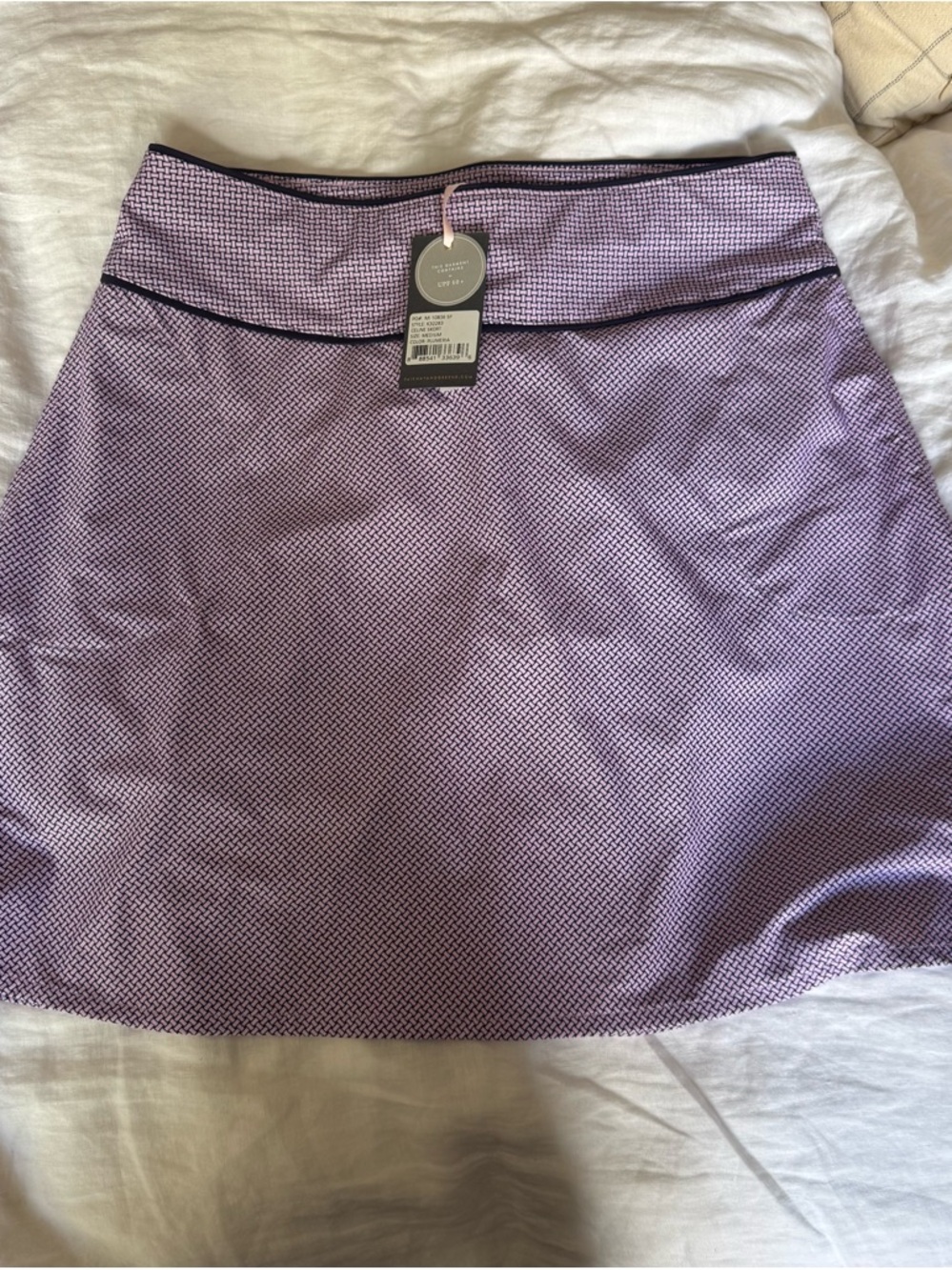 Women’s Golf Skirt with shorts - Picture 2 of 4